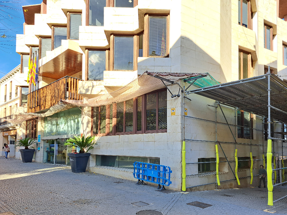 Fa&ccedil;ana de l'Ajuntament en obres